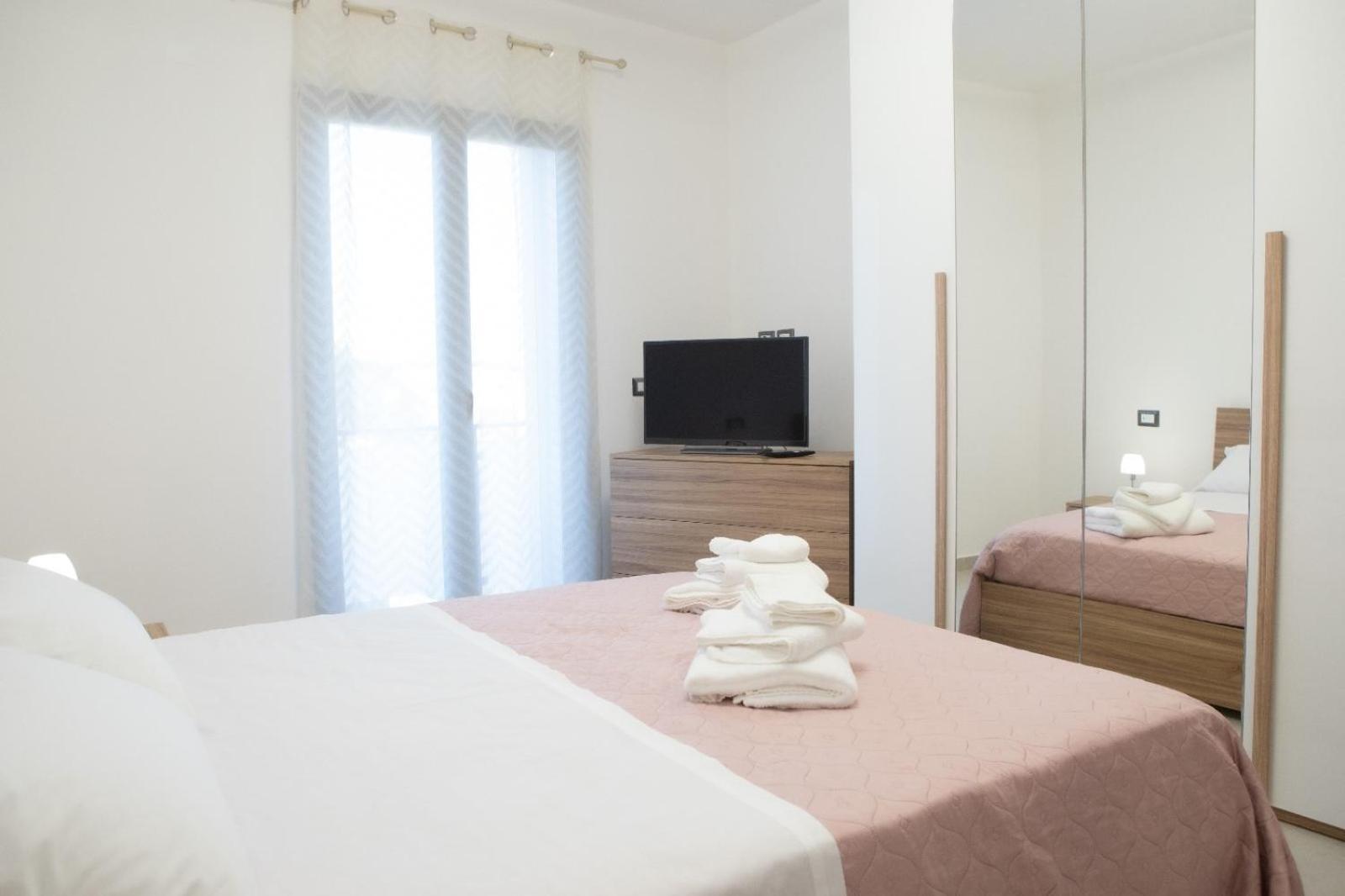 Dimora San Giorgio Catania Apartment Luaran gambar